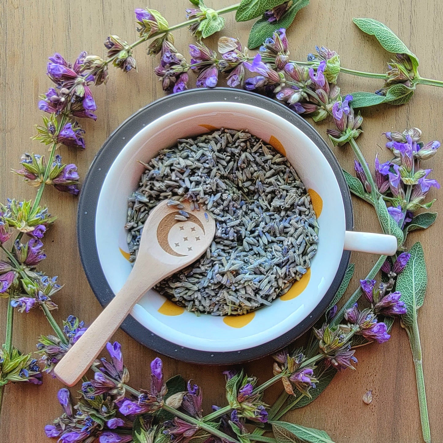 Dried Lavender Bud | Lavandula x intermedia | Herb leaf | Witchcraft herbs | herbal tea | Magic supplies | Witches Apothecary