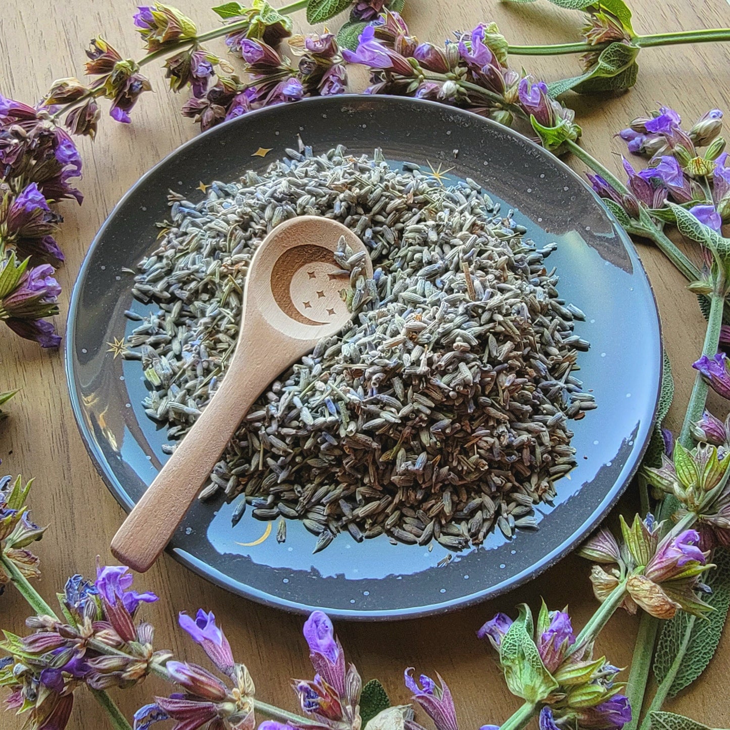 Dried Lavender Bud | Lavandula x intermedia | Herb leaf | Witchcraft herbs | herbal tea | Magic supplies | Witches Apothecary