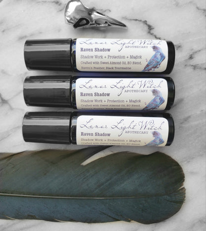 Raven Spirit Perfume | Shadow work | 10 ml Roller bottle | Protection | Magick | Sweet almond oil | Raven feather | black tourmaline