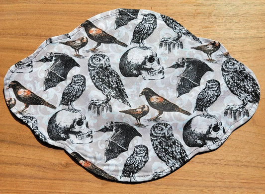 Birds of Prey altar cloth | Victorian Vintage | Cottage Core | Owl | bat | raven | Double sided | Daily tarot spread | small altar space