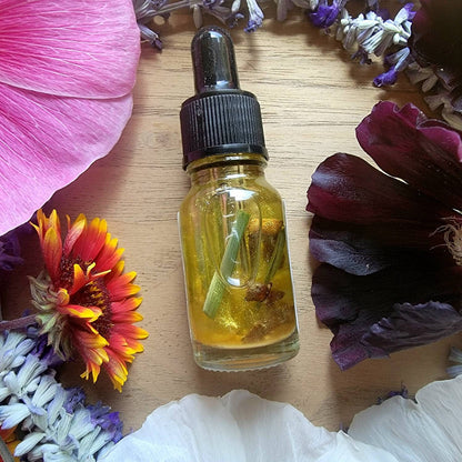 Protection Anointing Oil | Enhance Power | Connect with Ancestors | Magic tool | Curios | Witch Apothecary | Witchcraft |