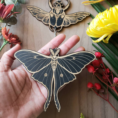 Insect Garland wood wall hanging decor | Hawkmoth | Luna Moth | Winged Beetle | Death head moth |Wood Wall art | Witchy decor |