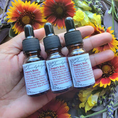 Dragon's Blood Protection oil | daemonorops draco resin | Spell oil | Banish | Love heal | Witch Apothecary | Witchcraft | sweet almond