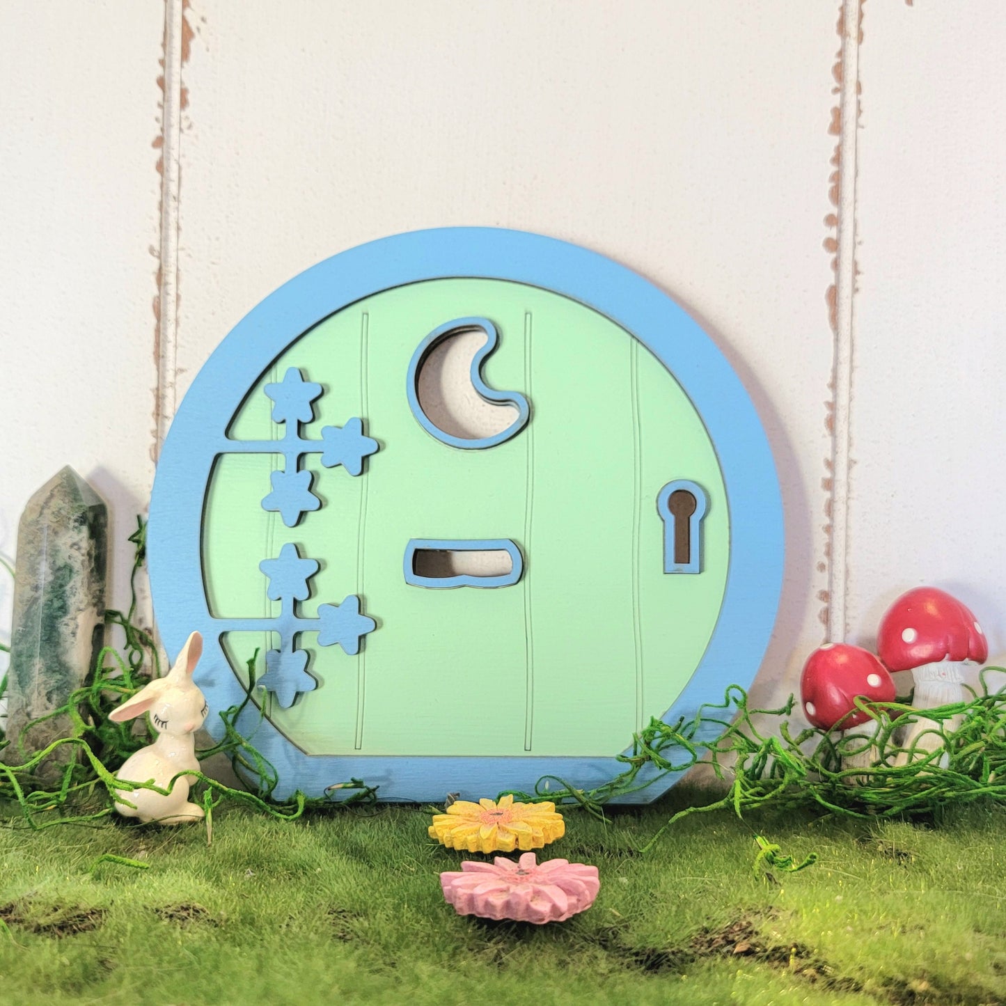 Green Fairy Door | Wood Pixie Door | Elf Door | Fae | Woodland creature | Forest spirit