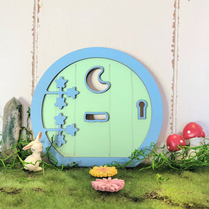 Green Fairy Door | Wood Pixie Door | Elf Door | Fae | Woodland creature | Forest spirit