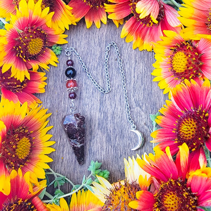 Garnet moon Pendulum | Carnelian | Sardonyx | divination | scying | dowsing | banded agate