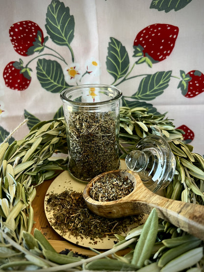 Strawberry Leaf Dried | Herbal Tea | Witchcraft Herbs | Organic Herbs | Magic Supplies | Witch's Apothecary
