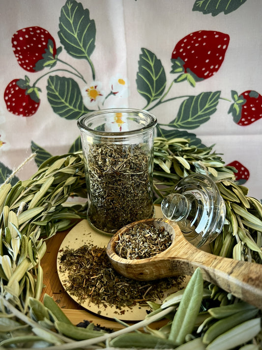 Strawberry Leaf Dried | Herbal Tea | Witchcraft Herbs | Organic Herbs | Magic Supplies | Witch's Apothecary